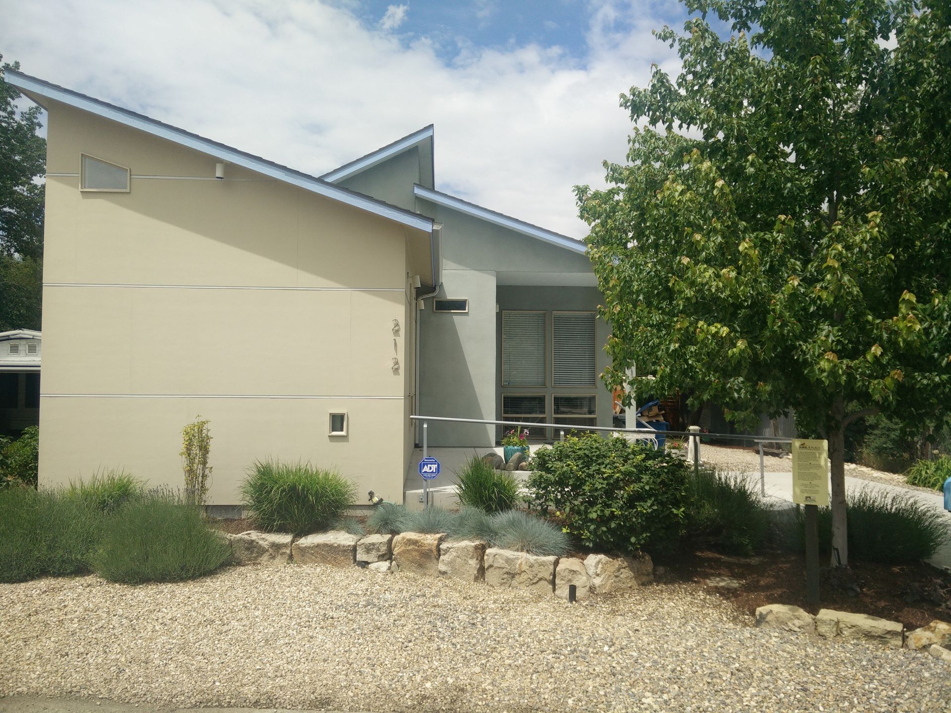 The exterior of Surel's Place in Garden City, Idaho